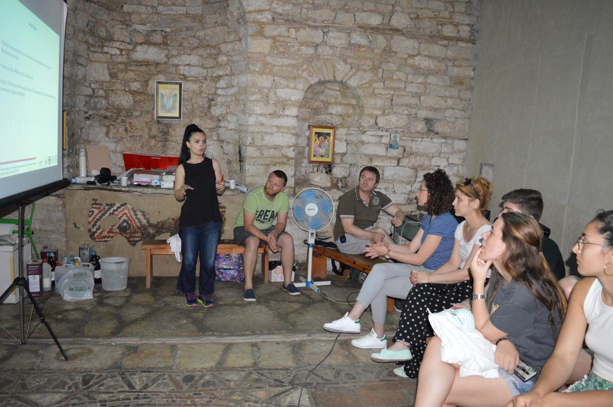 Konservimi i piktures murale (7)